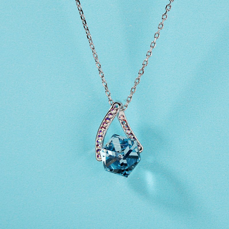 square crystal necklace for women with geometric pendant square crystal necklace for women with geometric pendant