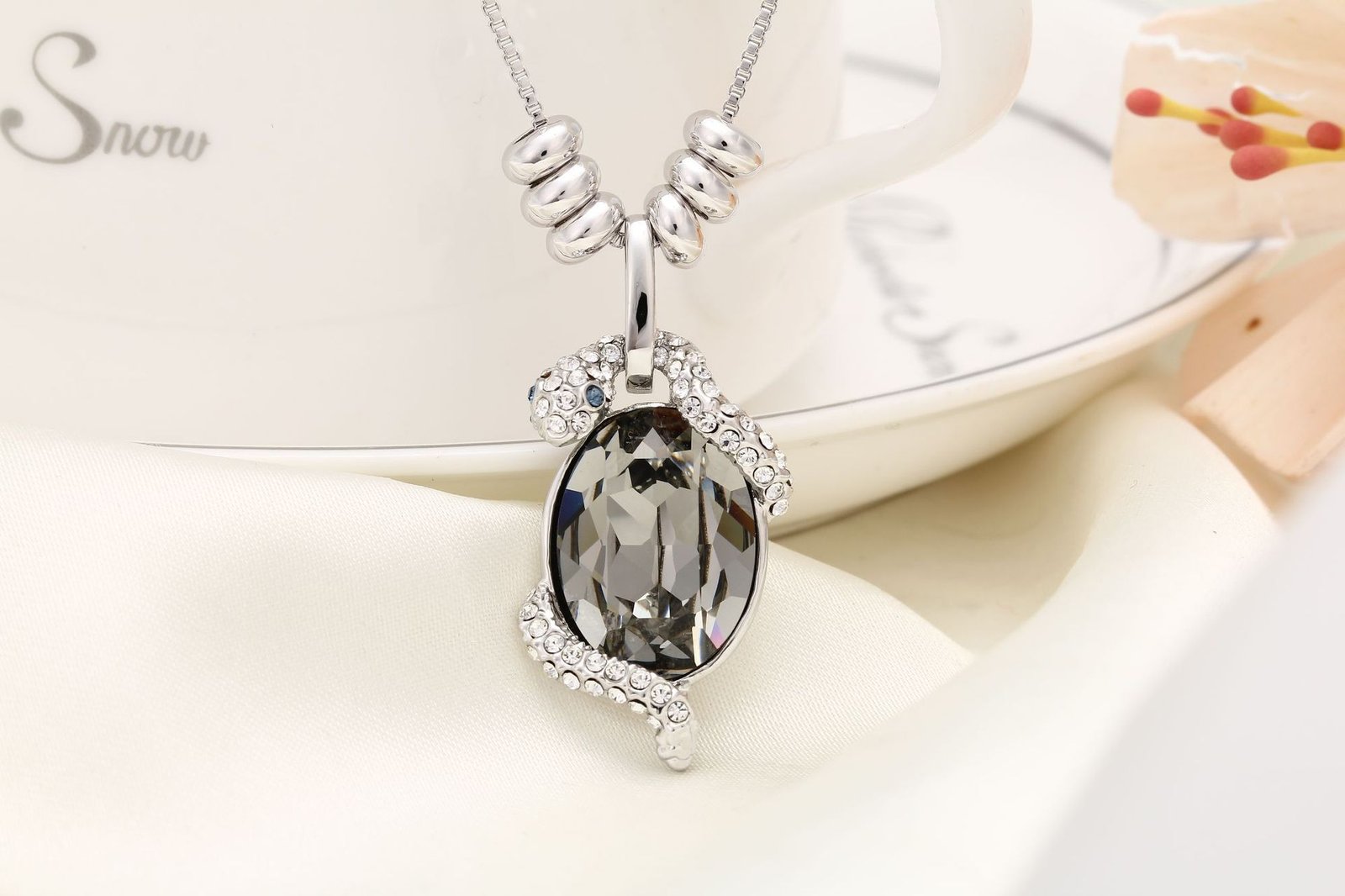 transparent black panther snake crystal pendant necklace alloy collarbone chain transparent black panther snake crystal pendant necklace alloy collarbone chain