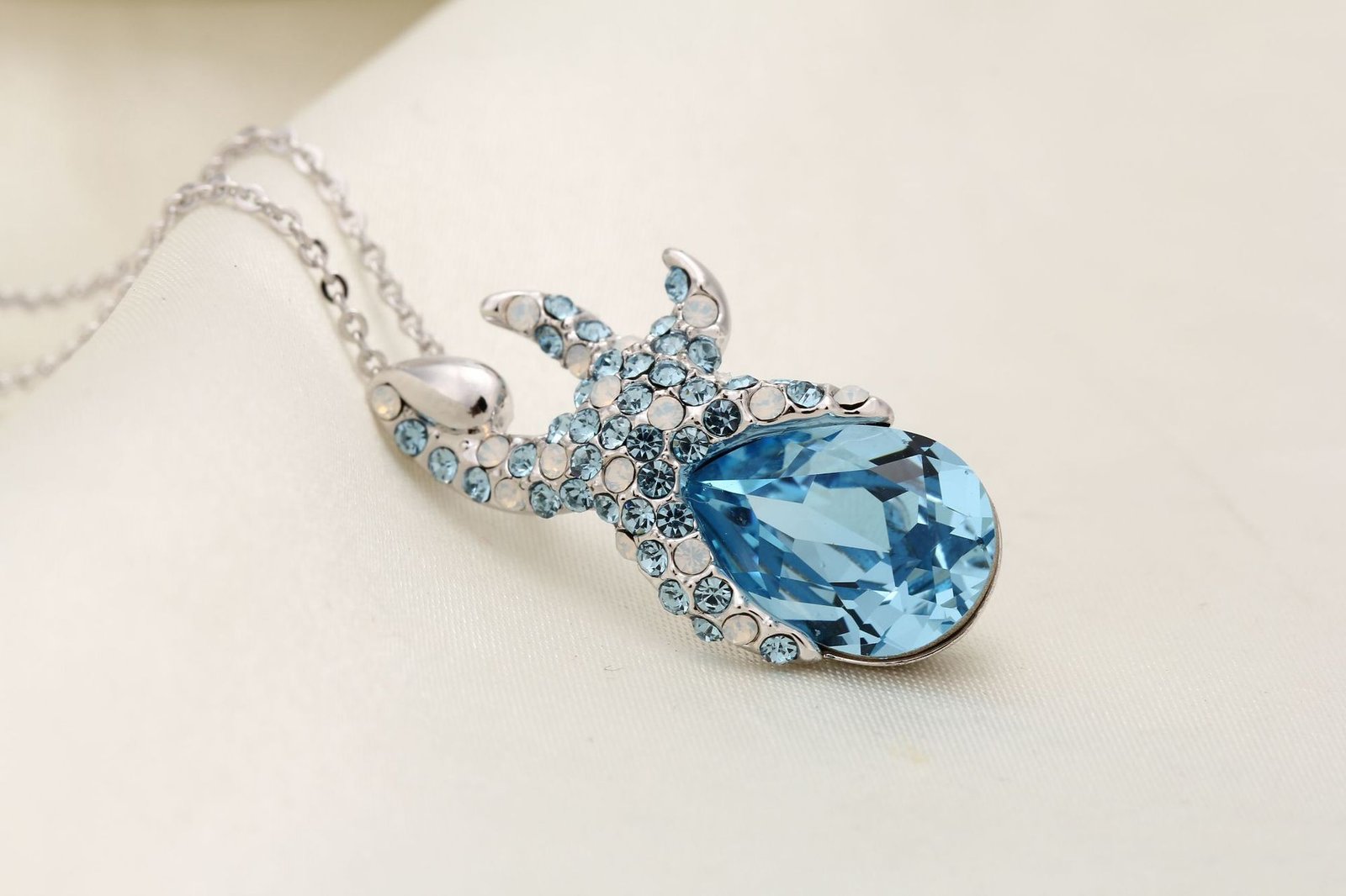 starfish pendant crystal necklace, a micro paved, fully diamond studded fashionable necklace for girlfriend starfish pendant crystal necklace, a micro paved, fully diamond studded fashionable necklace for girlfriend