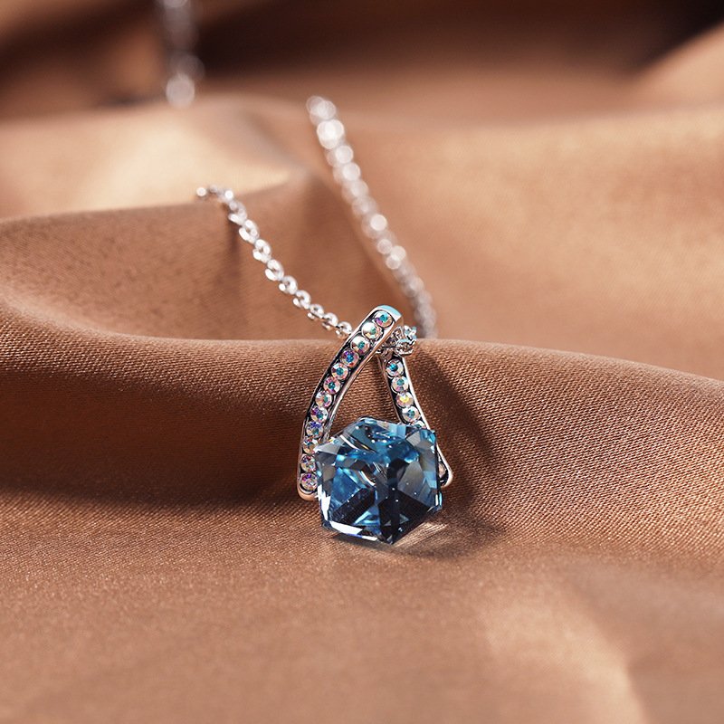 square crystal necklace for women with geometric pendant square crystal necklace for women with geometric pendant