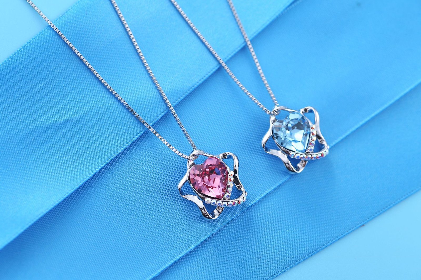 pentagram and heart crystal necklace for women, colour retaining fashion pendant choker pentagram and heart crystal necklace for women, colour retaining fashion pendant choker