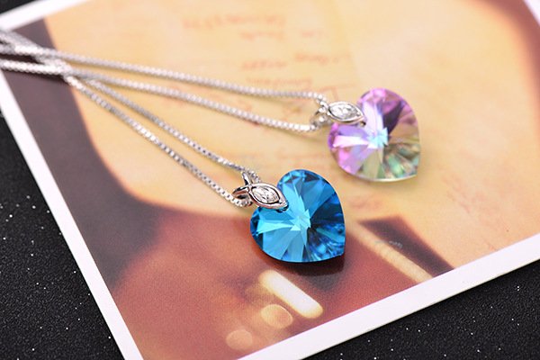 ocean heart crystal pendant necklace stylish sweet collarbone chain ocean heart crystal pendant necklace stylish sweet collarbone chain