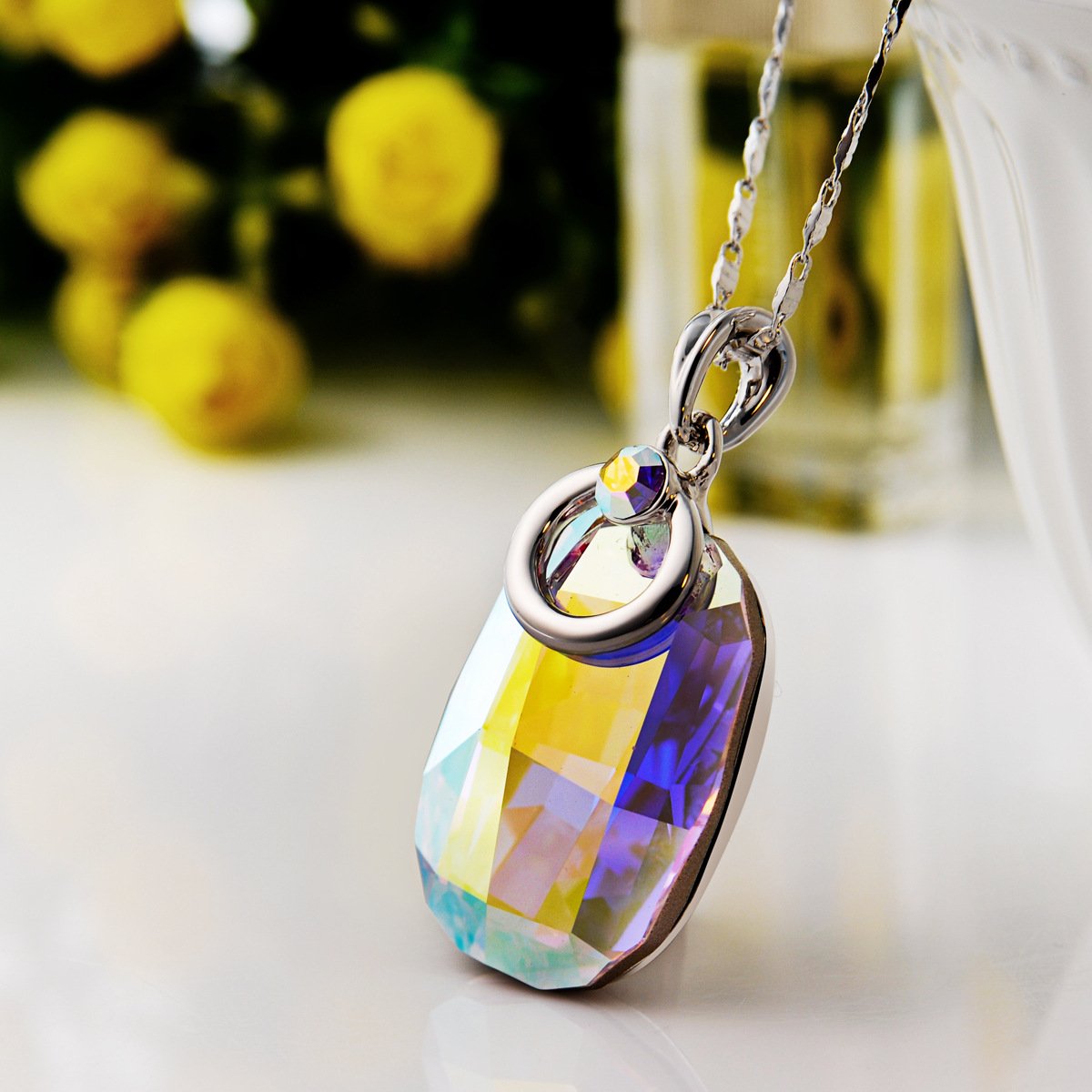 geometric colour white crystal necklace for women, non fading iridescent crystal pendant choker geometric colour white crystal necklace for women, non fading iridescent crystal pendant choker