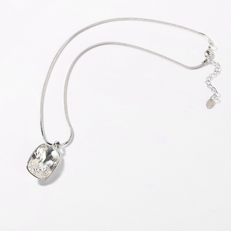 square crystal necklace for women, fashionable classic single crystal necklace square crystal necklace for women, fashionable classic single crystal necklace