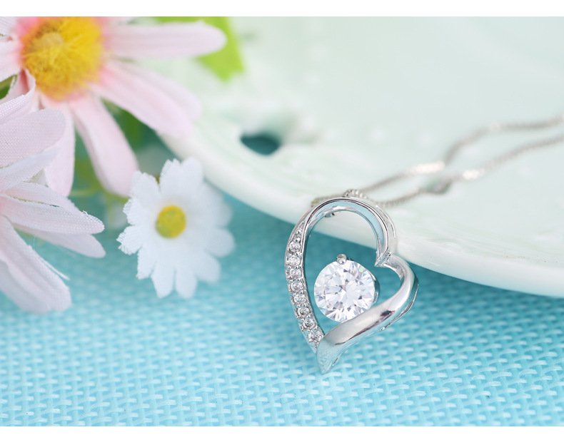 loving heart crystal necklace with hollow heart shaped pendant for girlfriend clavicle chain loving heart crystal necklace with hollow heart shaped pendant for girlfriend clavicle chain