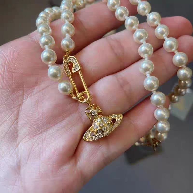 safety pin saturn pearl pendant necklace fashion women's collarbone chain safety pin saturn pearl pendant necklace fashion women's collarbone chain