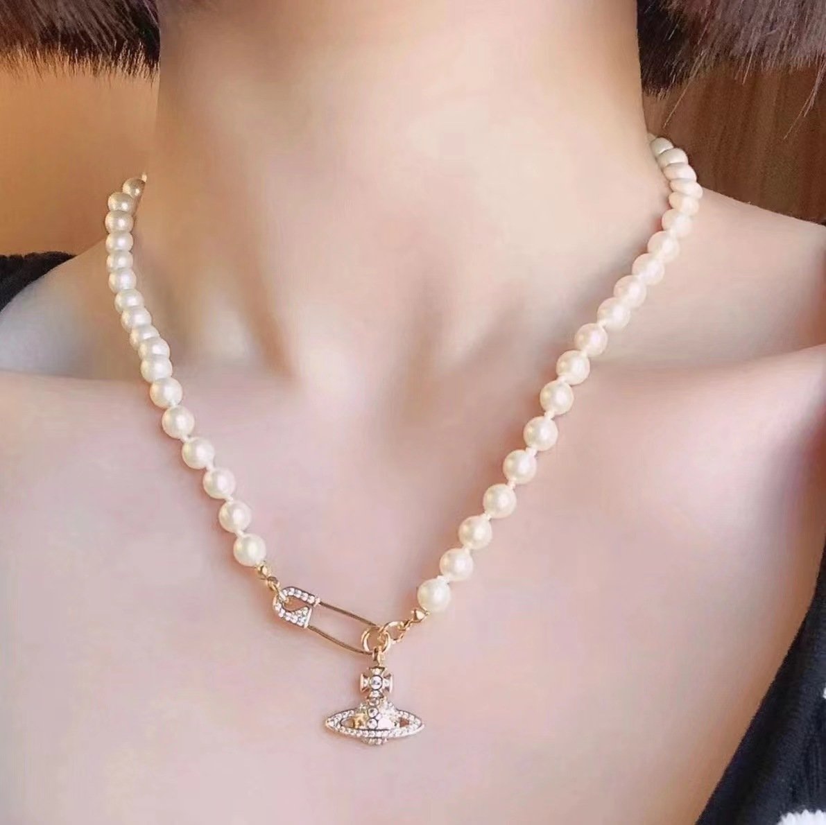safety pin saturn pearl pendant necklace fashion women's collarbone chain safety pin saturn pearl pendant necklace fashion women's collarbone chain