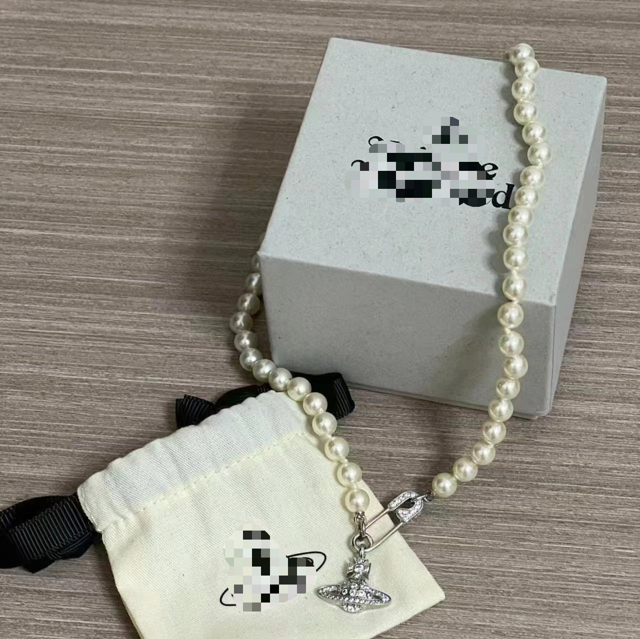 safety pin saturn pearl pendant necklace fashion women's collarbone chain safety pin saturn pearl pendant necklace fashion women's collarbone chain